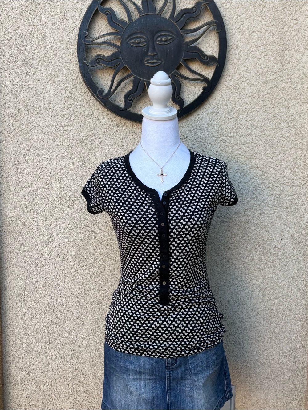 Ellemenno White Heart Button Up Short Sleeve Top Y2K Grunge Emo